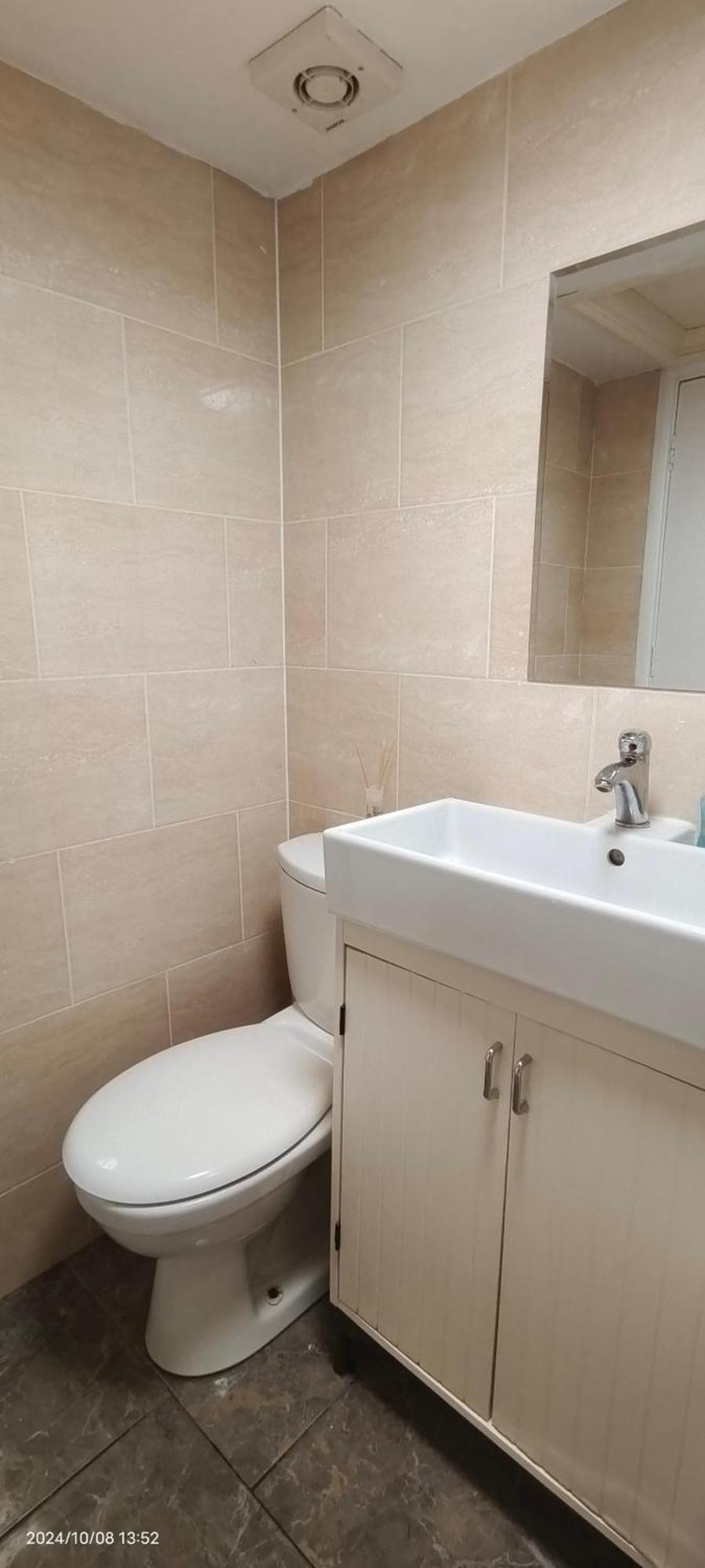 Blossom Apartment With Garden Лондон Екстериор снимка